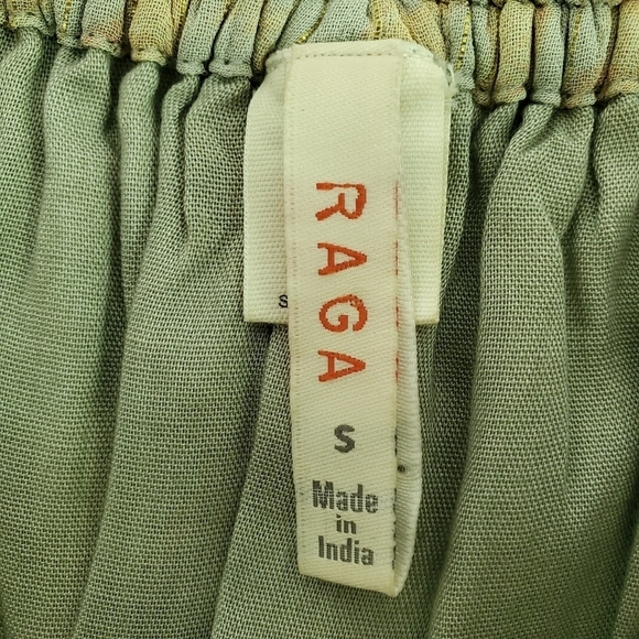 Raga "Norah" Off Shoulder Tie Tassel Top - Picture 9 of 10